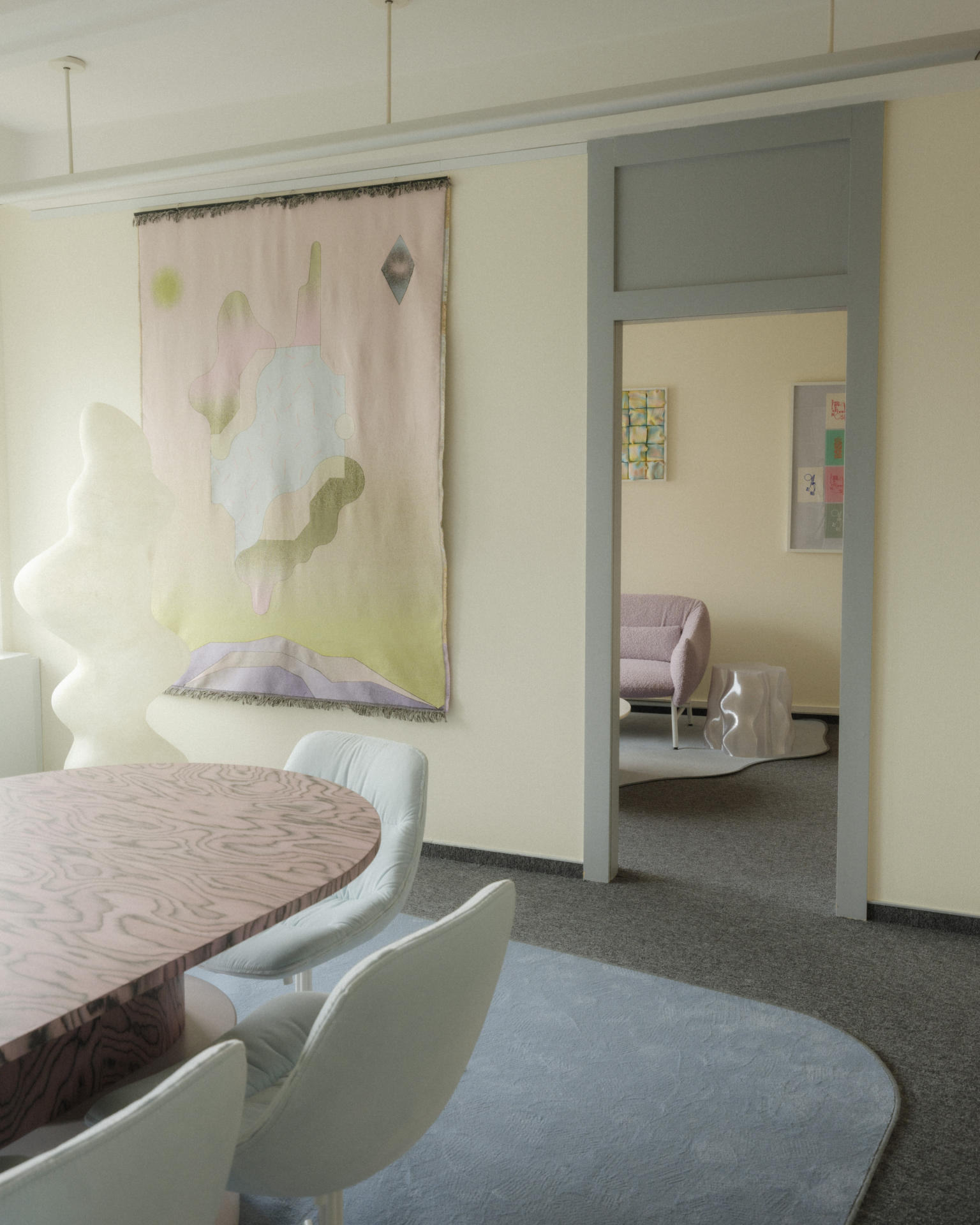 furniture, tapestries and ornaments arranginc cosy office rlaxation space